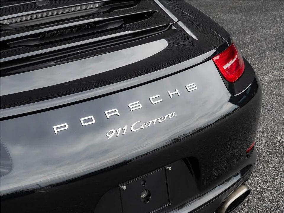 2013 Porsche 991 Carrera - Image 28 of 29