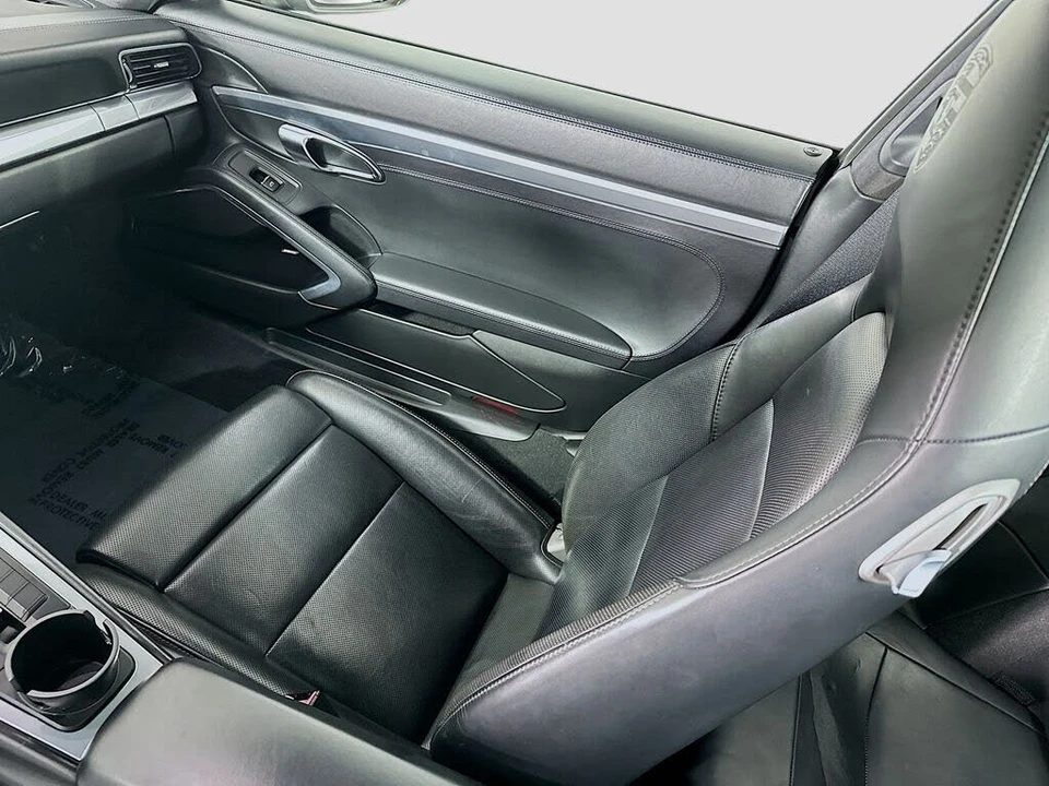 2013 Porsche 991 Carrera - Image 26 of 31