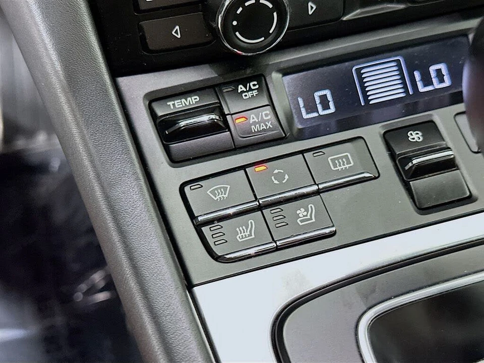 2013 Porsche 991 Carrera - Image 18 of 31