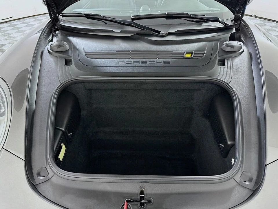 2013 Porsche 991 Carrera - Image 31 of 31