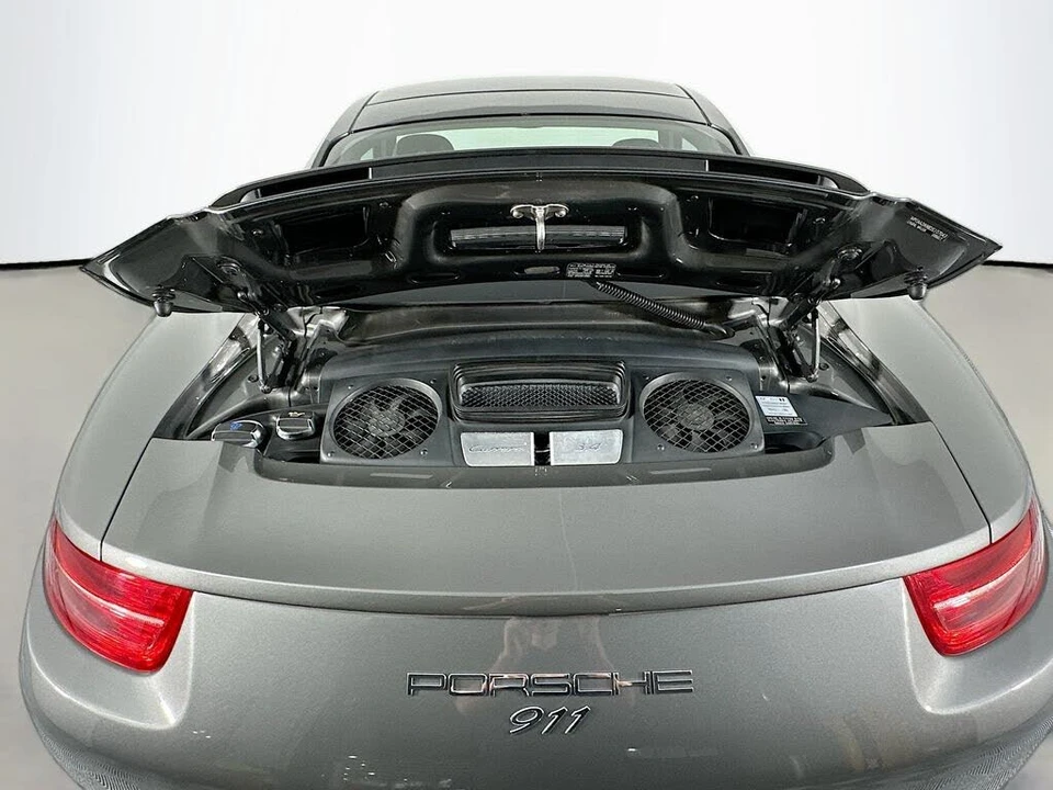 2013 Porsche 991 Carrera - Image 27 of 31