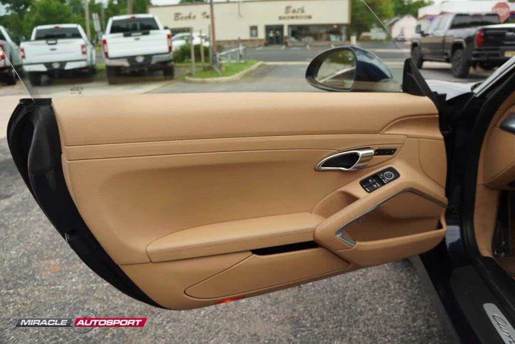 2013 Porsche 991 Carrera - Image 16 of 31