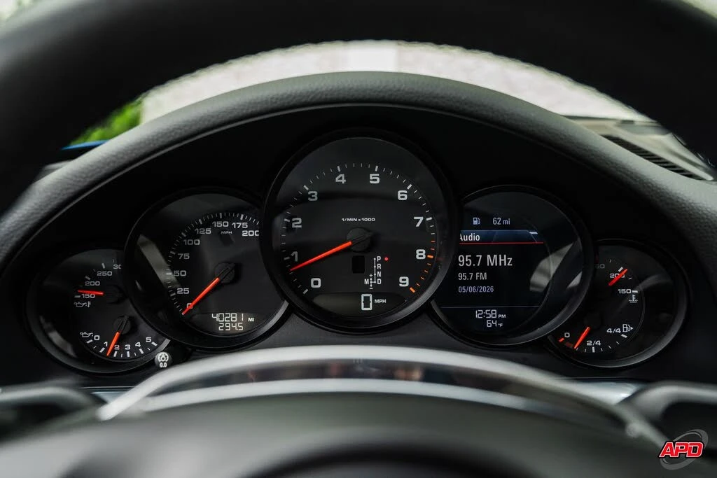 2013 Porsche 991 Carrera - Image 10 of 31