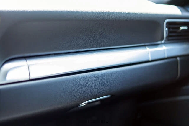 2013 Porsche 991 Carrera - Image 28 of 31