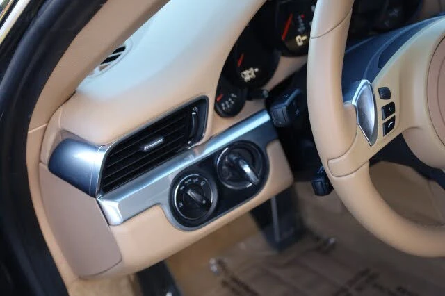 2013 Porsche 991 Carrera - Image 27 of 31