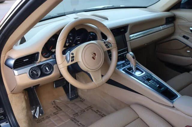 2013 Porsche 991 Carrera - Image 24 of 31
