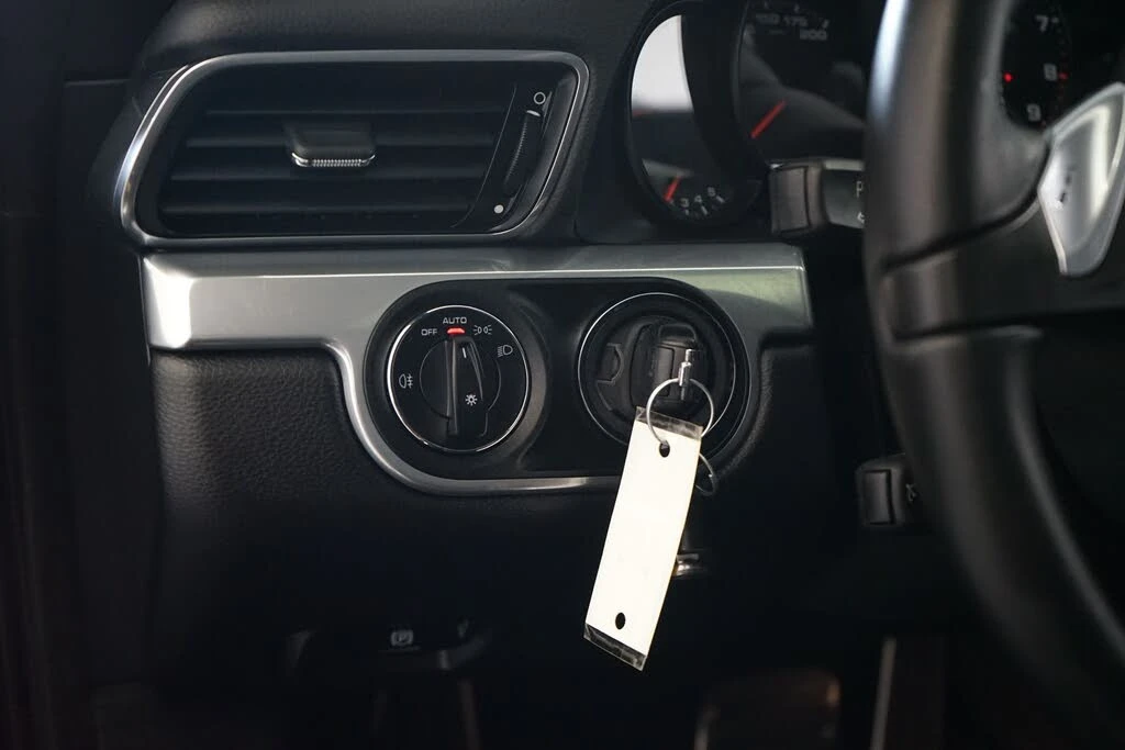 2013 Porsche 991 Carrera - Image 18 of 23