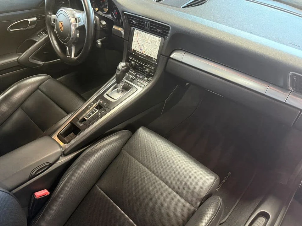 2013 Porsche 991 Carrera - Image 18 of 31