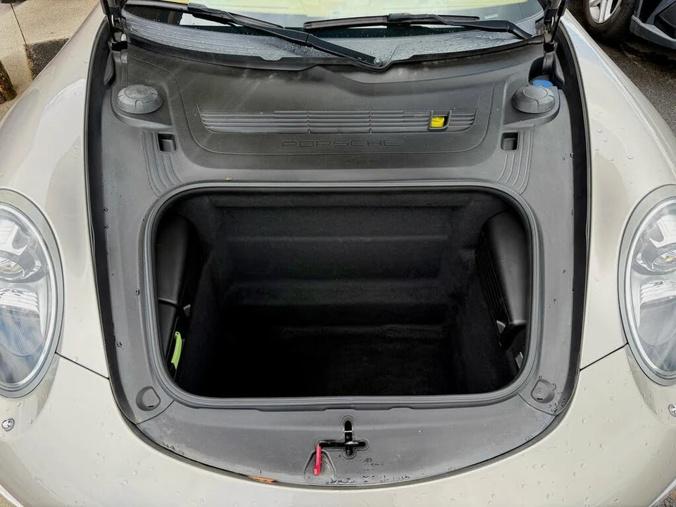 2013 Porsche 991 Carrera - Image 18 of 19