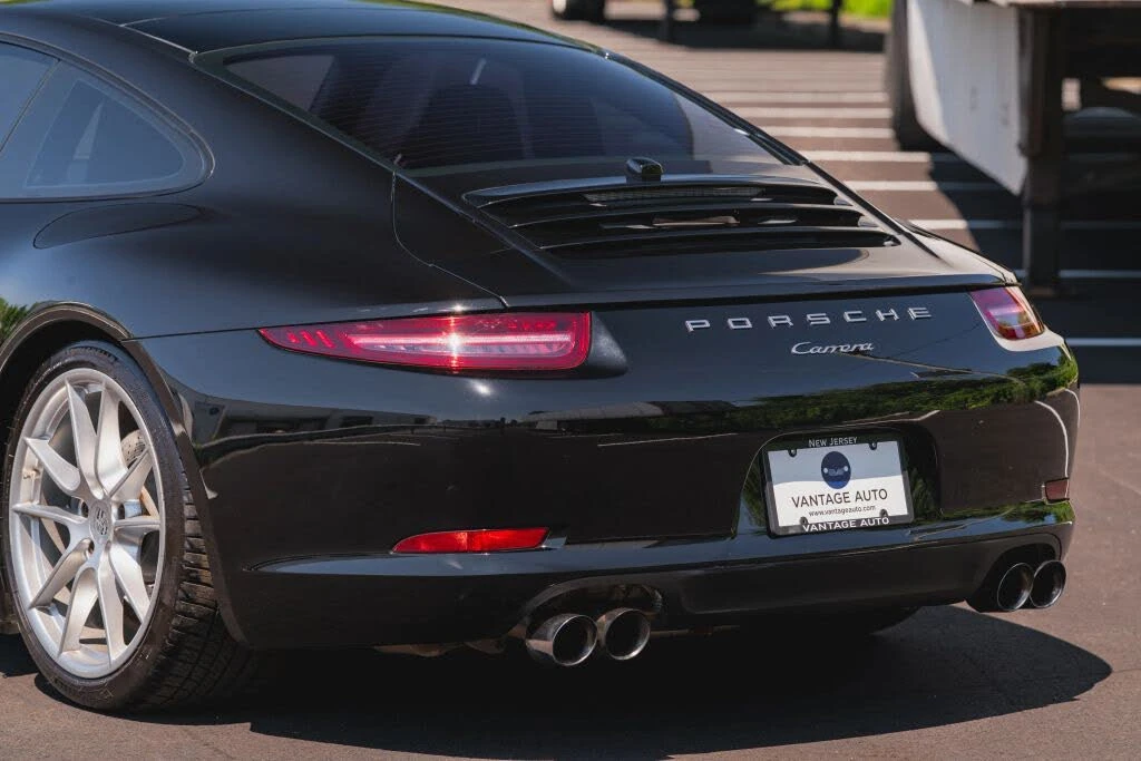 2013 Porsche 991 Carrera - Image 28 of 31