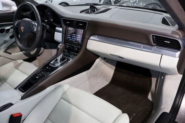2013 Porsche 991 Carrera - Image 23 of 29