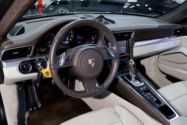 2013 Porsche 991 Carrera - Image 22 of 29