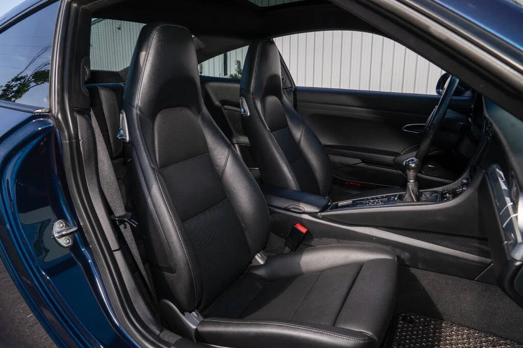 2013 Porsche 991 Carrera - Image 28 of 31