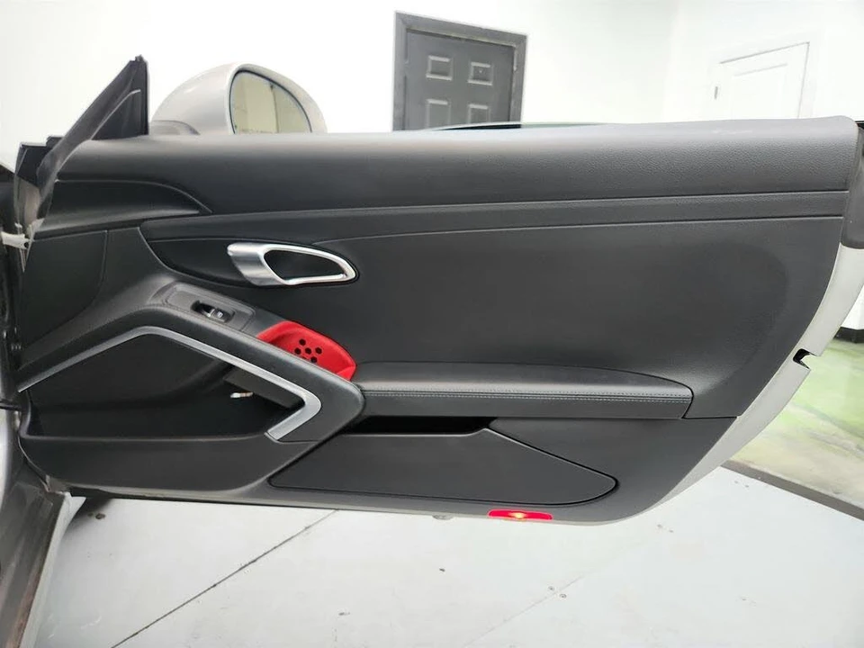 2013 Porsche 991 Carrera - Image 26 of 31