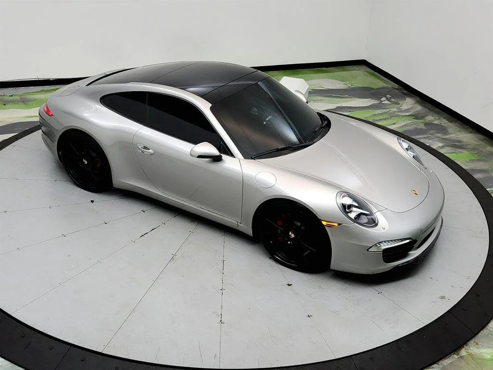 2013 Porsche 991 Carrera - Image 31 of 31