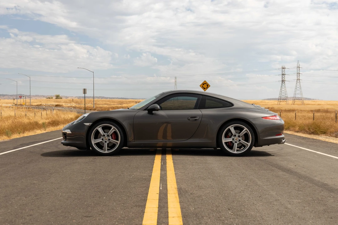 2013 Porsche 991 Carrera - Image 15 of 31