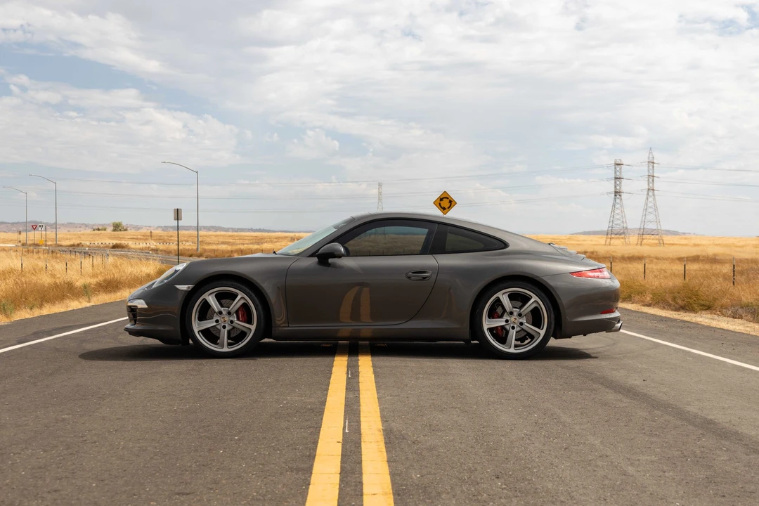 2013 Porsche 991 Carrera - Image 16 of 31