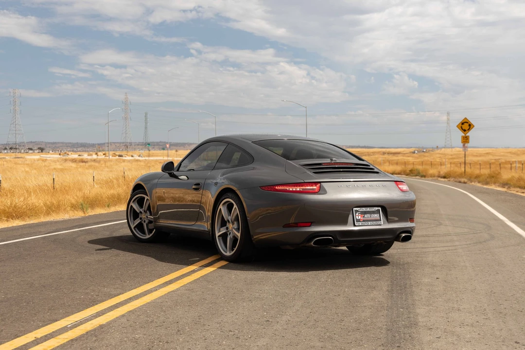 2013 Porsche 991 Carrera - Image 22 of 31