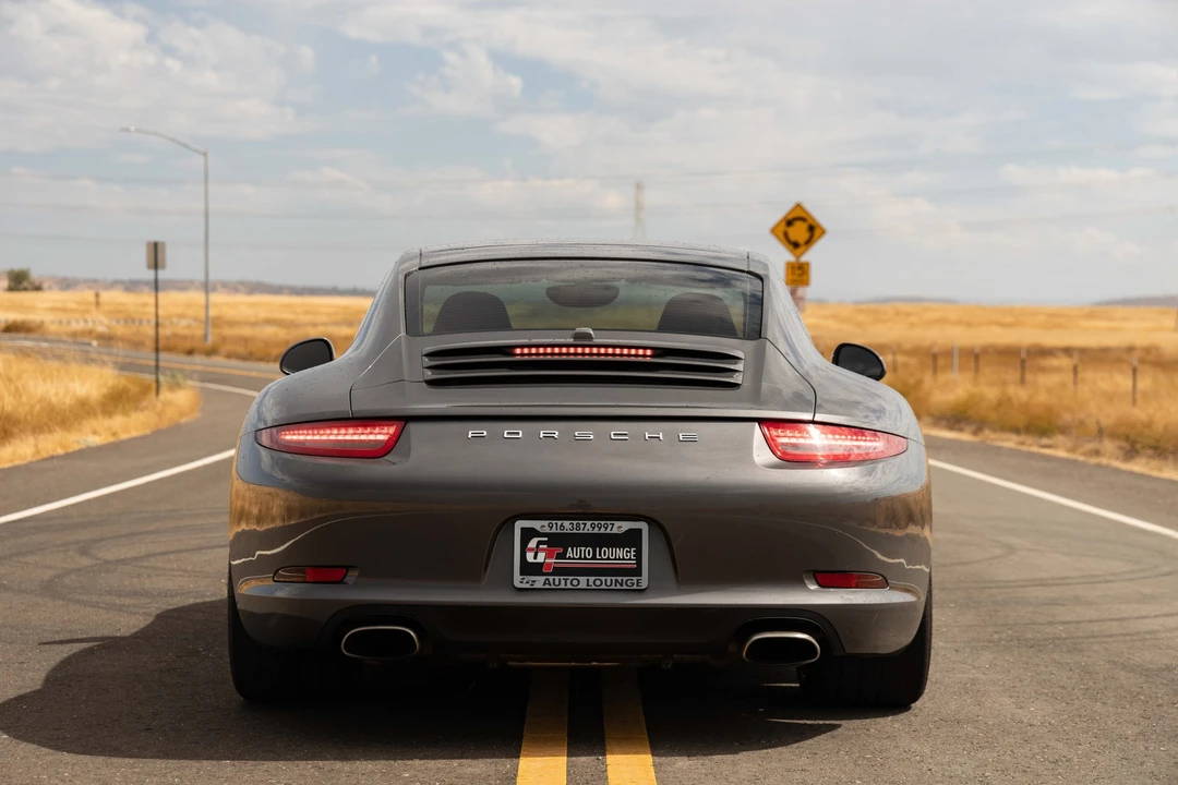 2013 Porsche 991 Carrera - Image 30 of 31