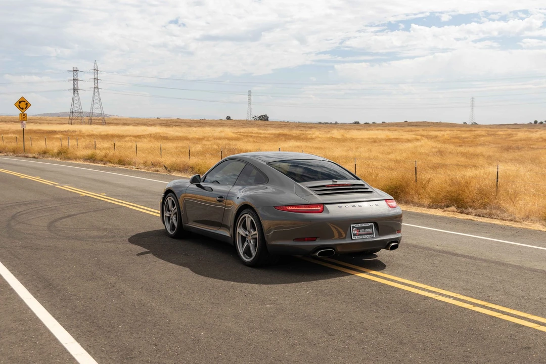 2013 Porsche 991 Carrera - Image 26 of 31