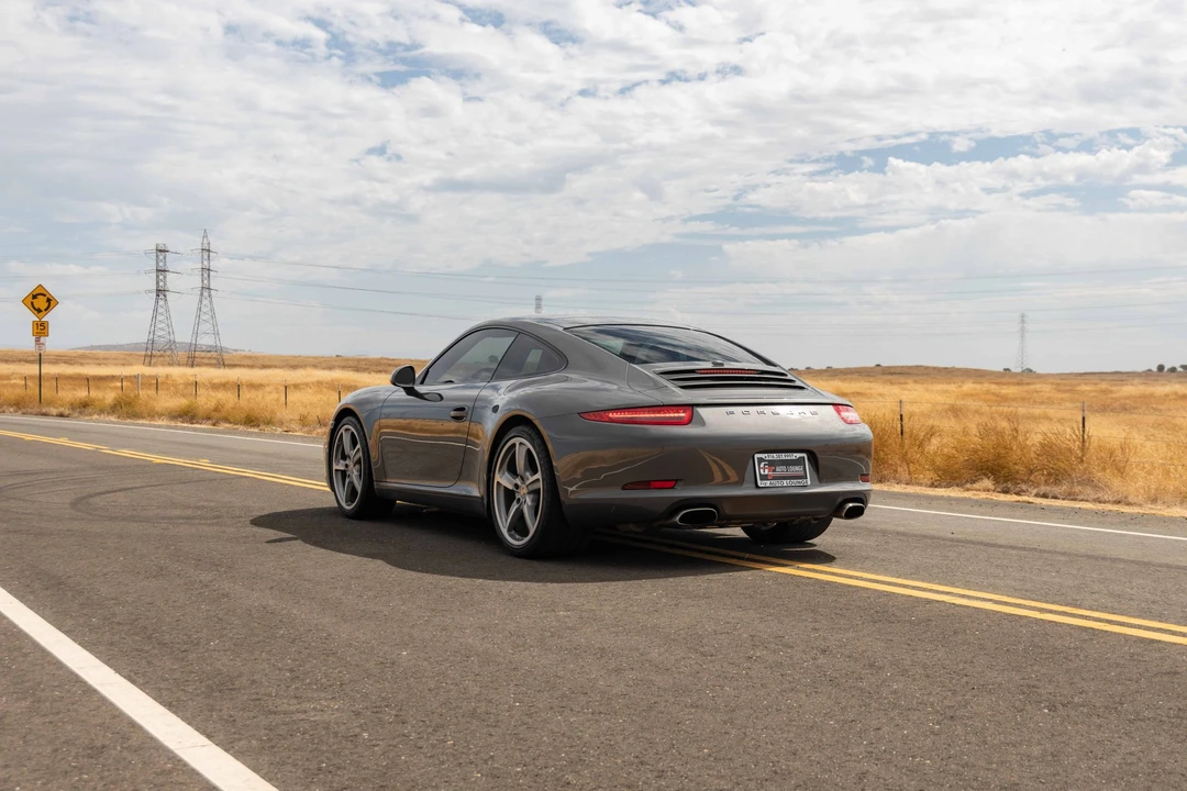 2013 Porsche 991 Carrera - Image 25 of 31