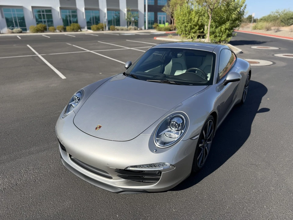 2013 Porsche 991 Carrera - Image 2 of 31