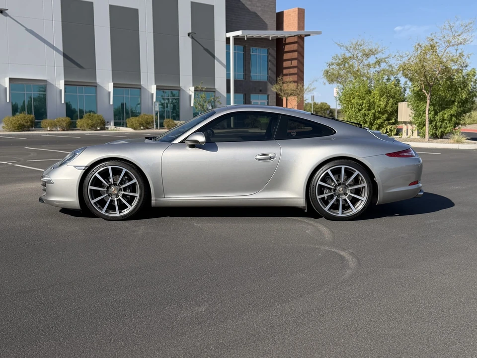 2013 Porsche 991 Carrera - Image 5 of 31