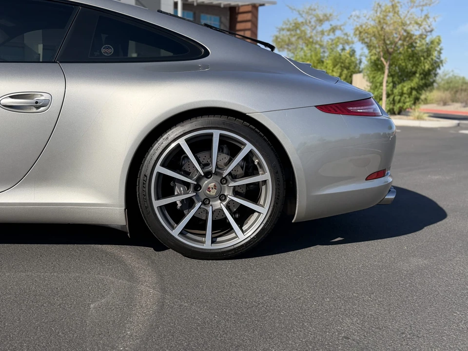 2013 Porsche 991 Carrera - Image 31 of 31