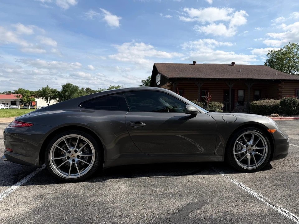 2013 Porsche 991 Carrera - Image 17 of 31