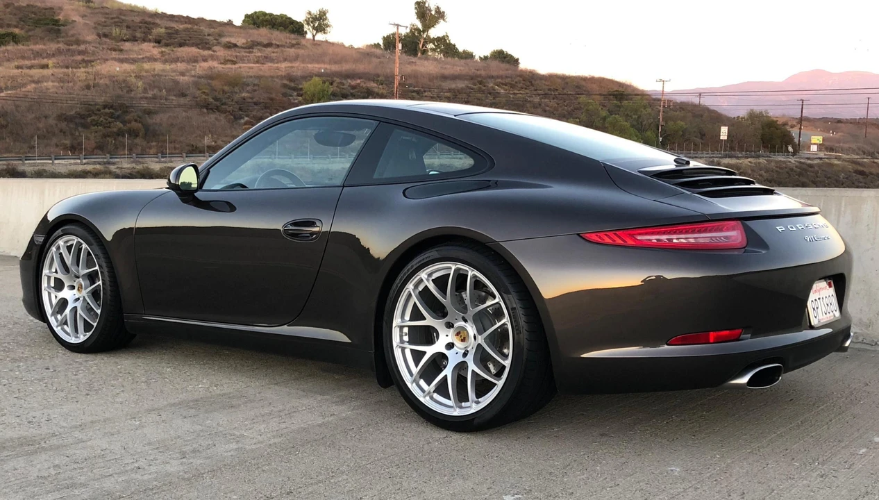 2013 Porsche 991 Carrera - Image 25 of 31