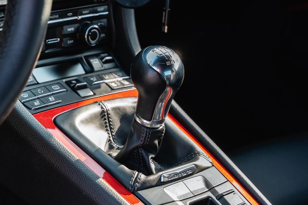 2013 Porsche 991 Carrera - Image 22 of 31