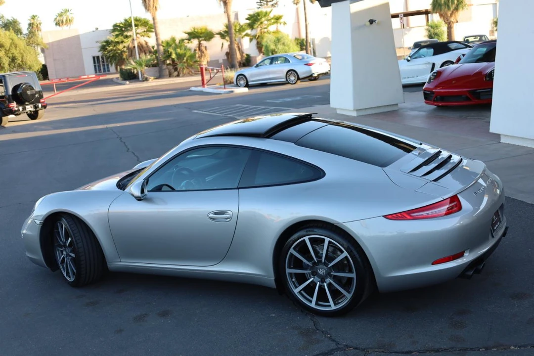 2013 Porsche 991 Carrera - Image 16 of 31