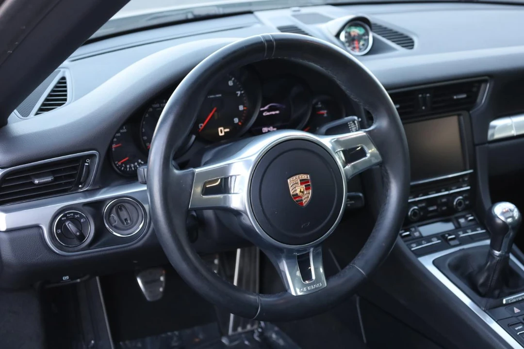 2013 Porsche 991 Carrera - Image 23 of 31