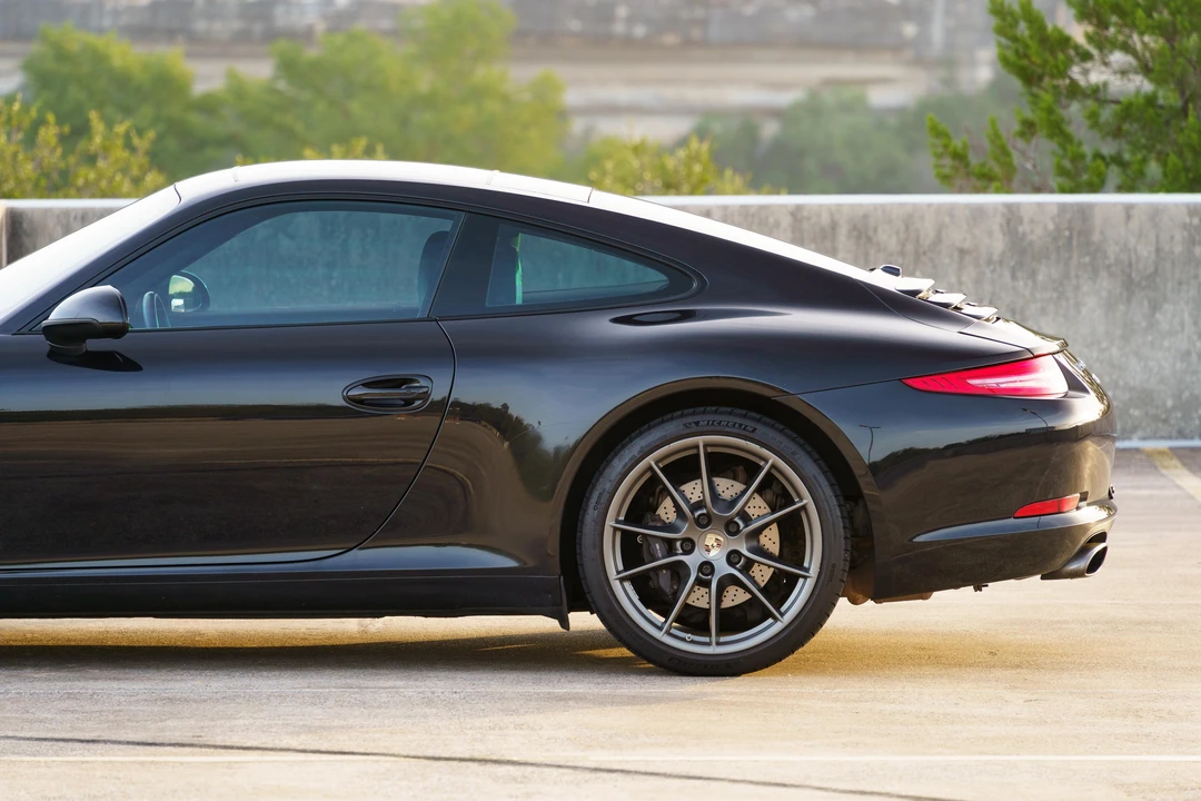 2013 Porsche 991 Carrera - Image 31 of 31