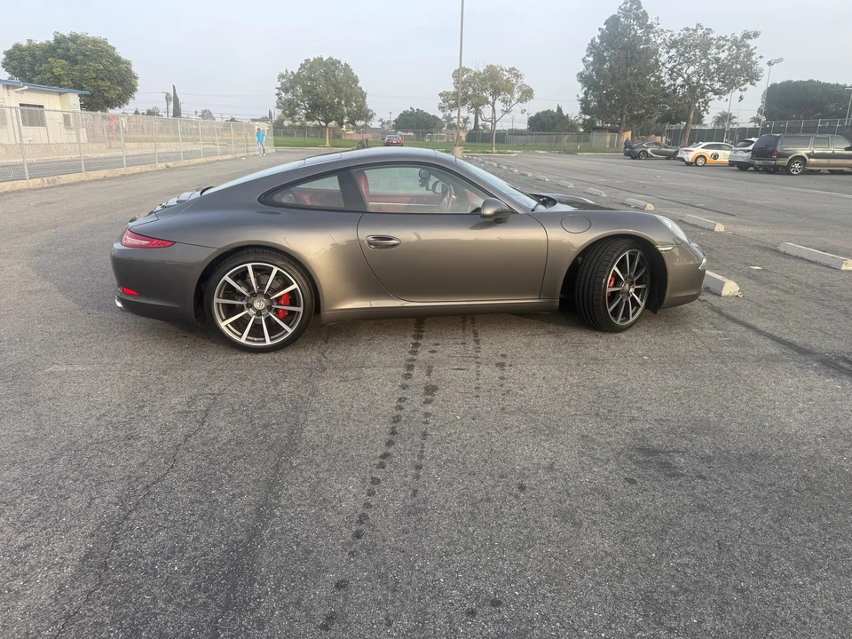2013 Porsche 991 Carrera - Image 11 of 31
