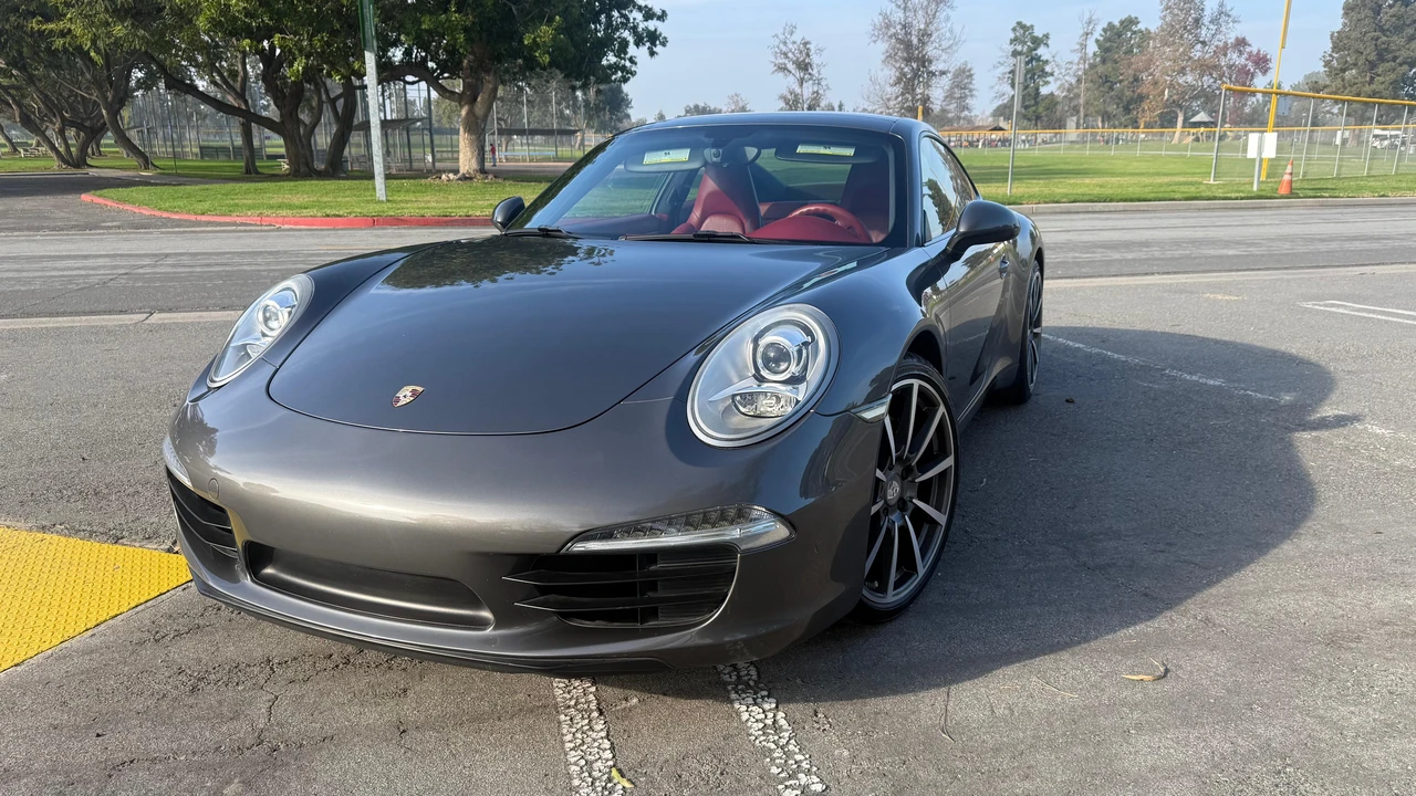 2013 Porsche 991 Carrera - Image 15 of 31