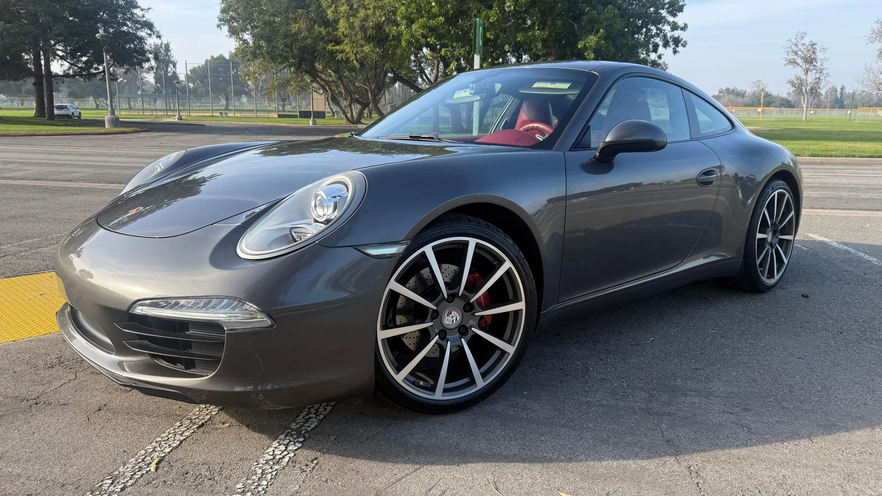 2013 Porsche 991 Carrera - Image 17 of 31