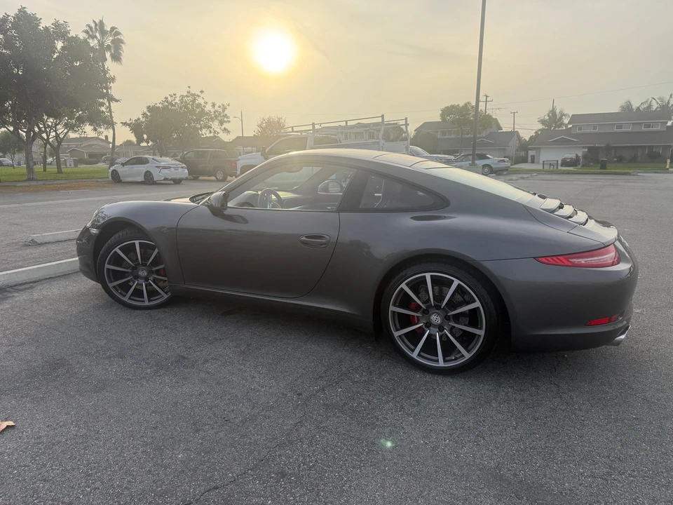 2013 Porsche 991 Carrera - Image 8 of 31