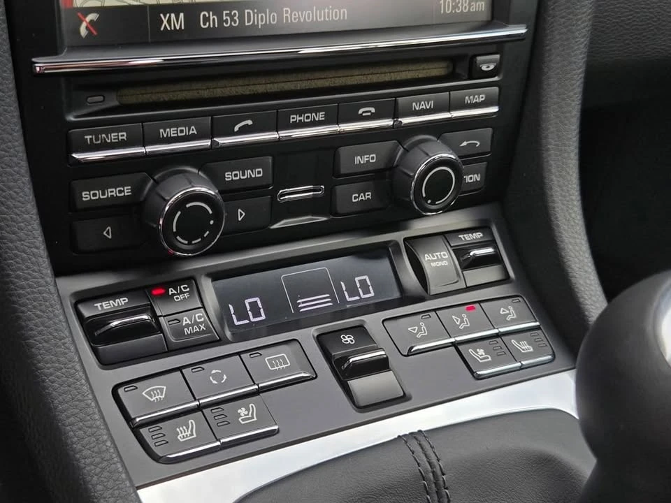 2013 Porsche 991 Carrera - Image 12 of 20