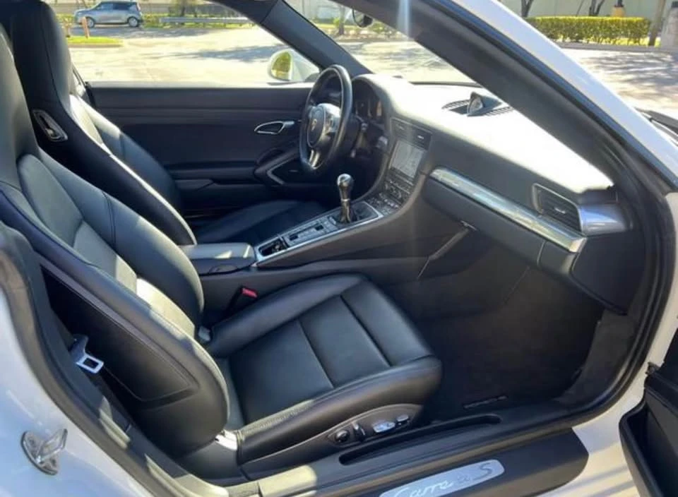 2013 Porsche 991 Carrera S - Image 8 of 10