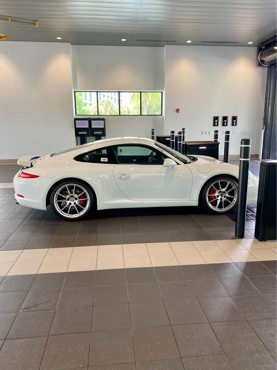 2013 Porsche 991 Carrera S - Image 15 of 19