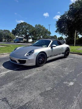 2013 Porsche 911 Carrera S Cabriolet 2D