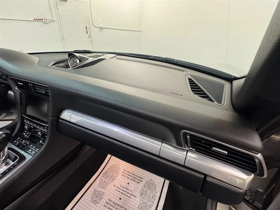 2013 Porsche 991 Carrera S - Image 28 of 31