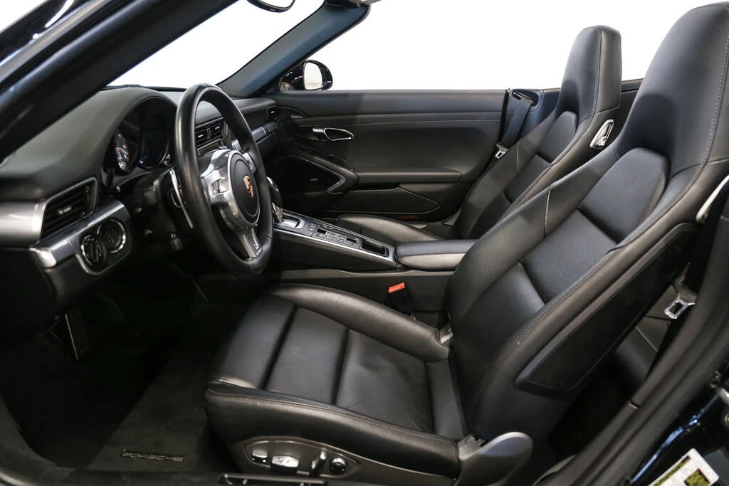 2013 Porsche 991 Carrera S - Image 28 of 31
