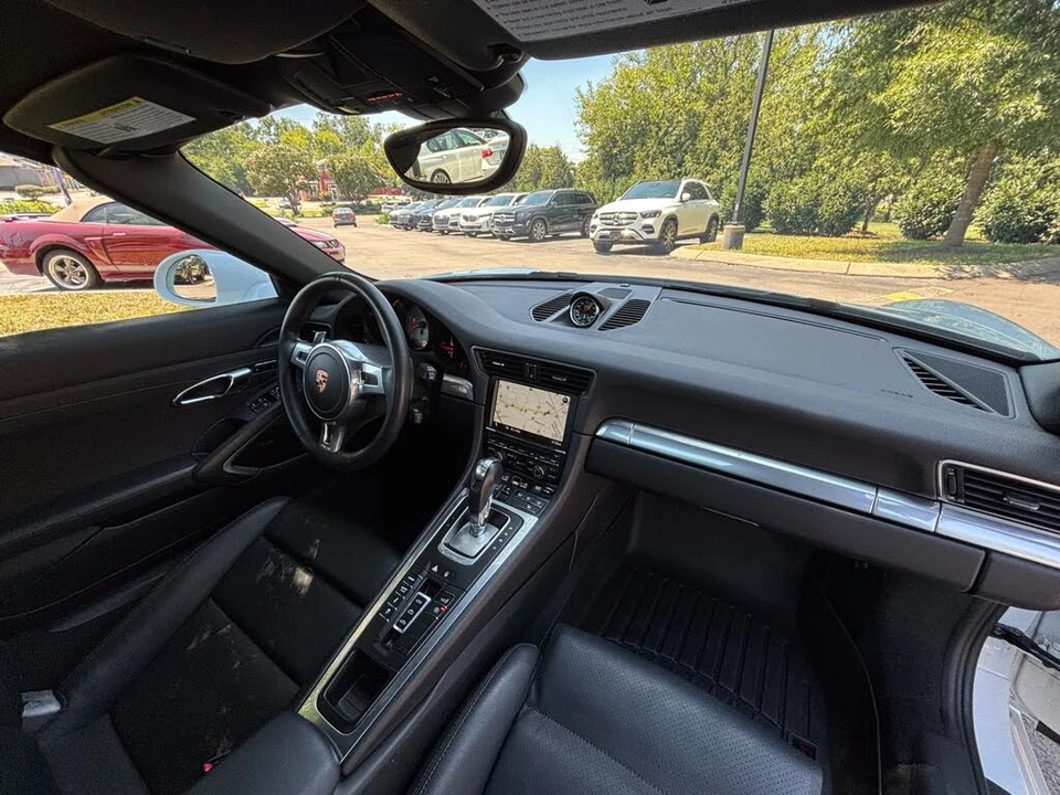 2013 Porsche 991 Carrera S - Image 26 of 31