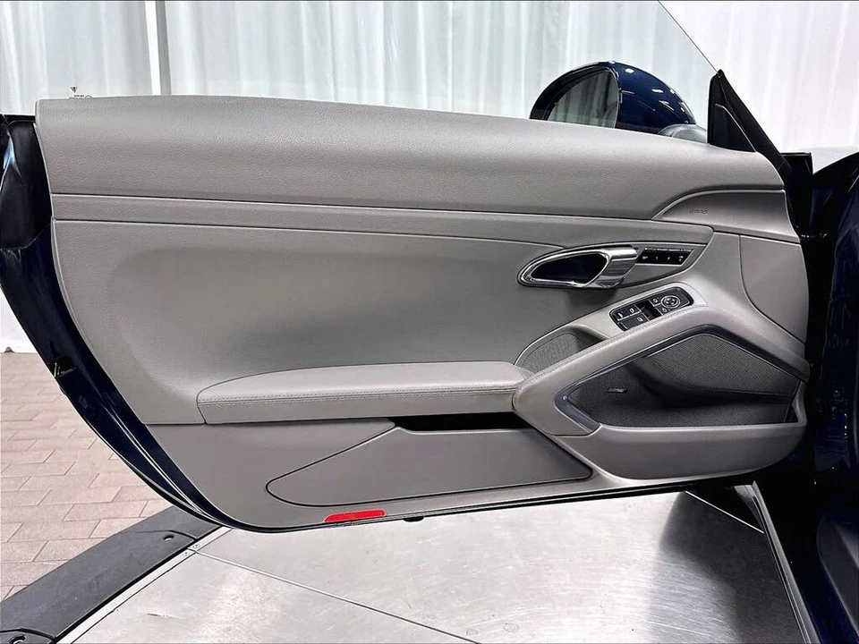 2013 Porsche 991 Carrera S - Image 23 of 31