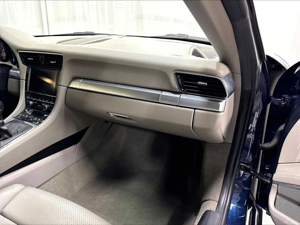 2013 Porsche 991 Carrera S - Image 25 of 31