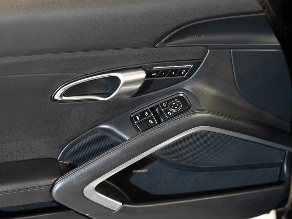 2013 Porsche 991 Carrera S - Image 17 of 26