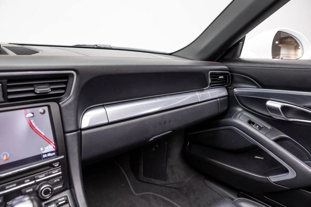 2013 Porsche 991 Carrera S - Image 28 of 31