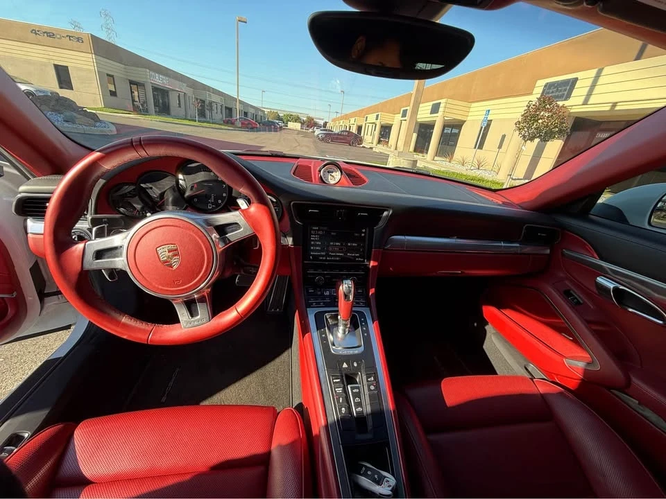 2013 Porsche 991 Carrera S - Image 10 of 11